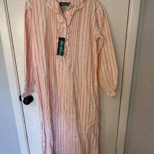 Marc Roberts pajama dress e